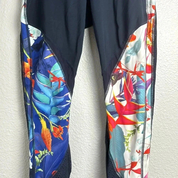 Athleta Floral Print Leggings - Picture 6 of 11